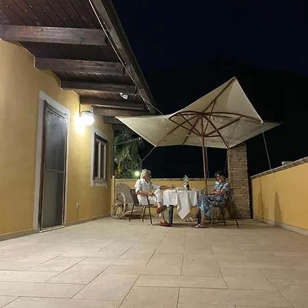 Gospodarstwo wiejskie Il Casale Del Vecchio Borgo Oliveto (Reggio Calabria)
